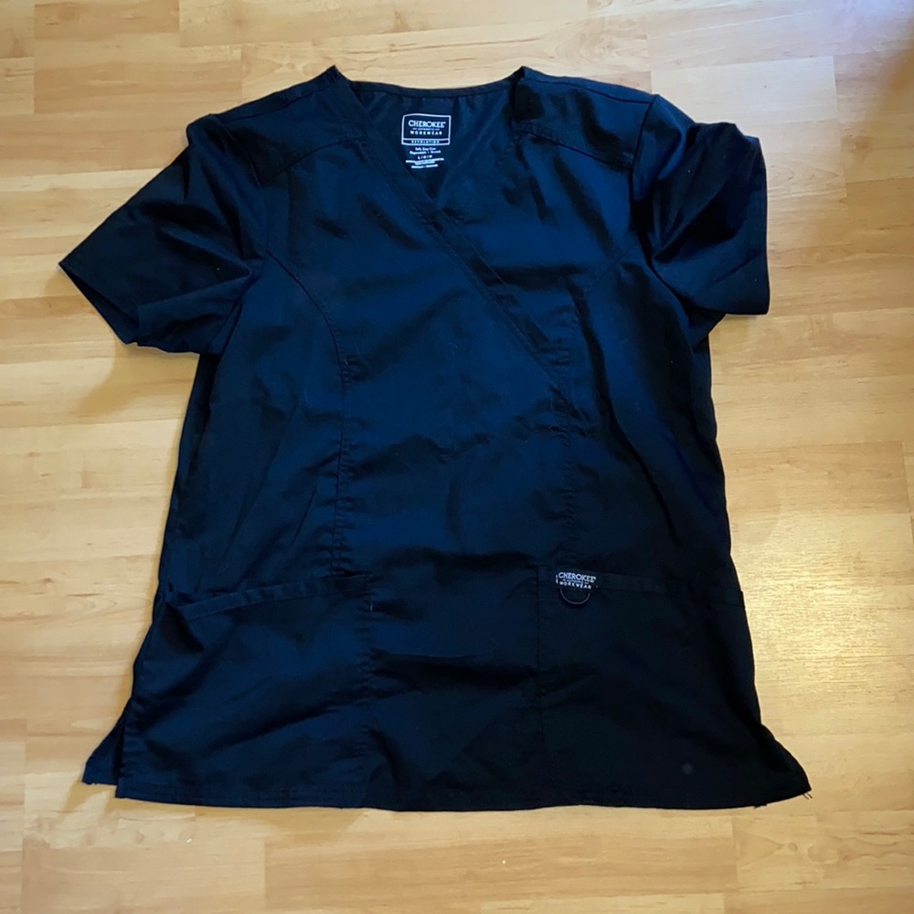 Scrub top